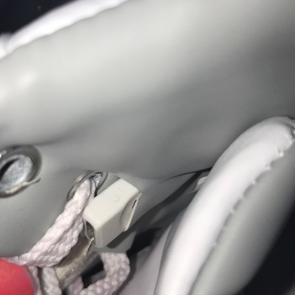 LED shoes - Picture 2 of 2